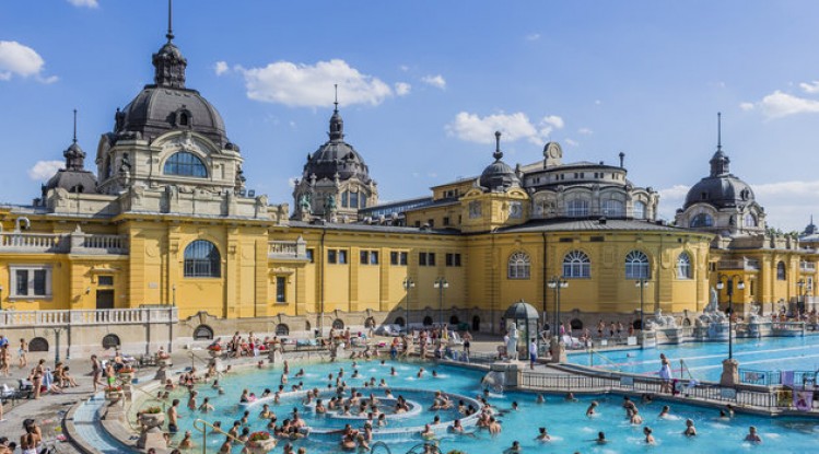 Foto: Széchenyi badhuis, Boedapest