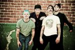 Red Hot Chili Peppers-frontman opgenomen in het ziekenhuis