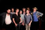 Eén groot gospelkoor bij ‘S.O.B.’ van Nathaniel Rateliff & The Night Sweats