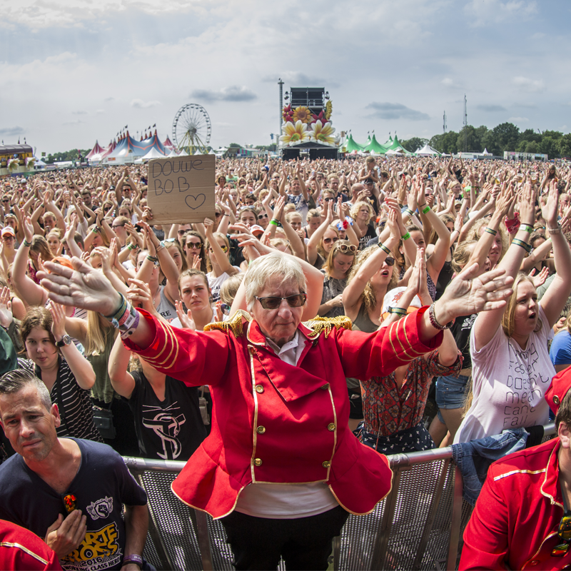 Tante Rikie - Zwarte Cross