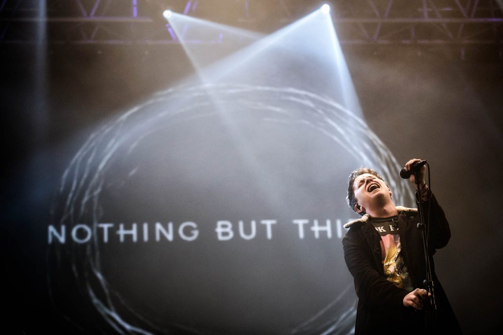 Nothing But Thieves