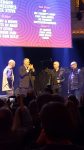 Dennis ontmoette zijn helden van LIVE tijdens de Pinkpop Persconferentie: “Ik kon alleen maar denken: dit – kan – niet!”