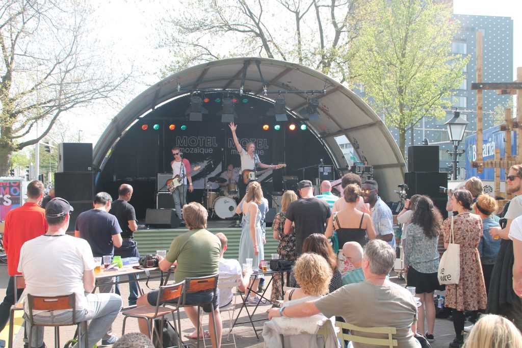 Momo 2018