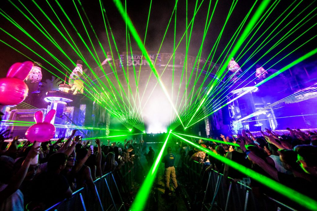 lichtshow / festivaldilemma's