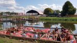 Lowlands 2018, dag #2: swingen voor jong & oud, kazoos en wasjes draaien