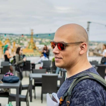 Dávid Kovács