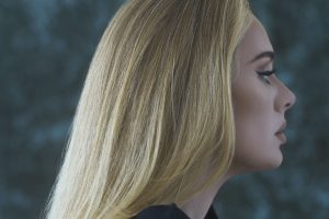 Adele kondigt eerste nieuwe concerten aan
