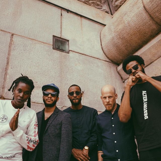 Irreversible Entanglements