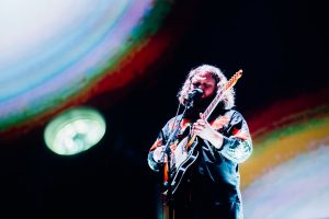 Alt-J knalt Best Kept Secret 2022 open met zachte nummers en harde visuals
