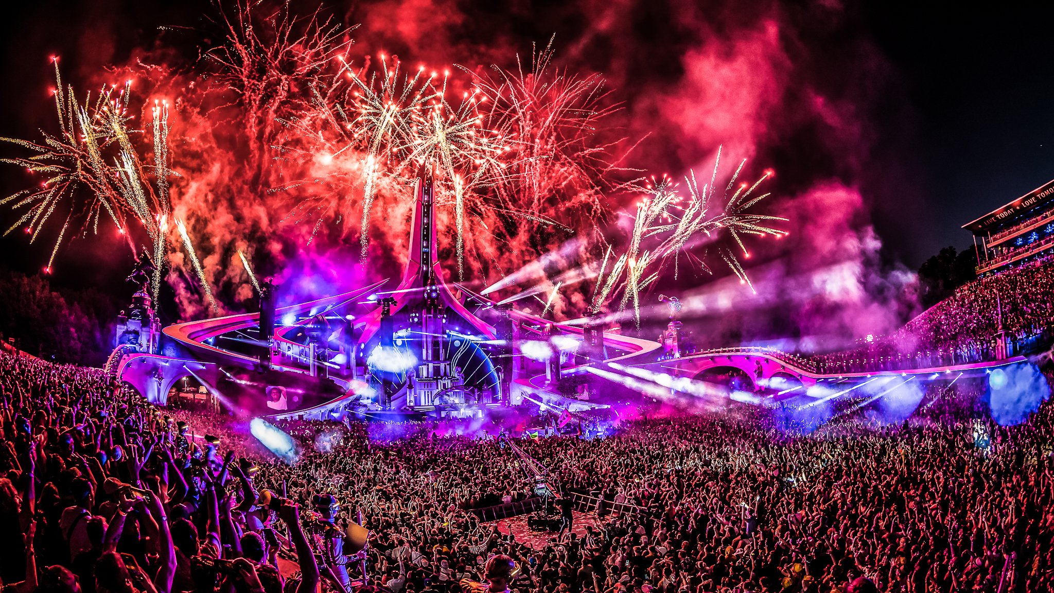 Tomorrowland 2022 - Mainstage Vuurwerk