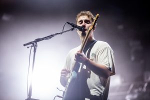 Nothing But Thieves vervangt Sam Fender op Down The Rabbit Hole 2025