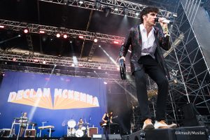 Declan McKenna op Musilac 2022: “We willen het publiek en onszelf bij iedere show verrassen”