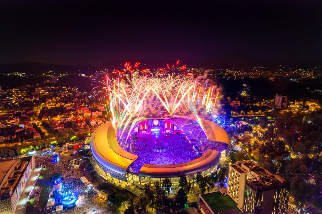 Untold arena 2022 main stage