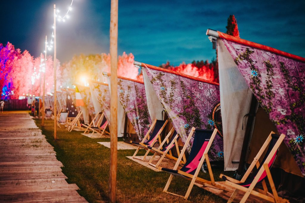 Tomorrowland 2022 - W3 - Supreme EASY TENT camping