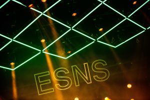 Ticketing hot topic op ESNS 2023: Waarom zijn concert- en festivaltickets zo duur?