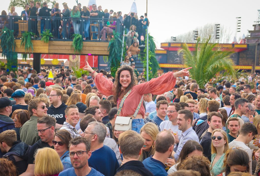 6 onmisbare make-up tips voor festivalgangers