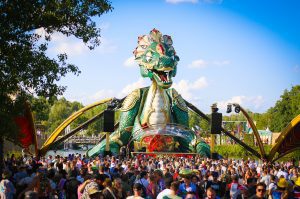 Bekijk hier de livestream van Tomorrowland 2025 met o.a. Charlotte de Witte en Armin van Buuren