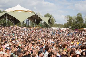 Terwijl kleine festivals alarm slaan, viert Live Nation hun beste jaar ooit