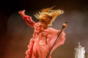 Florence + The Machine is de Grote Verbinder op Sziget 2023