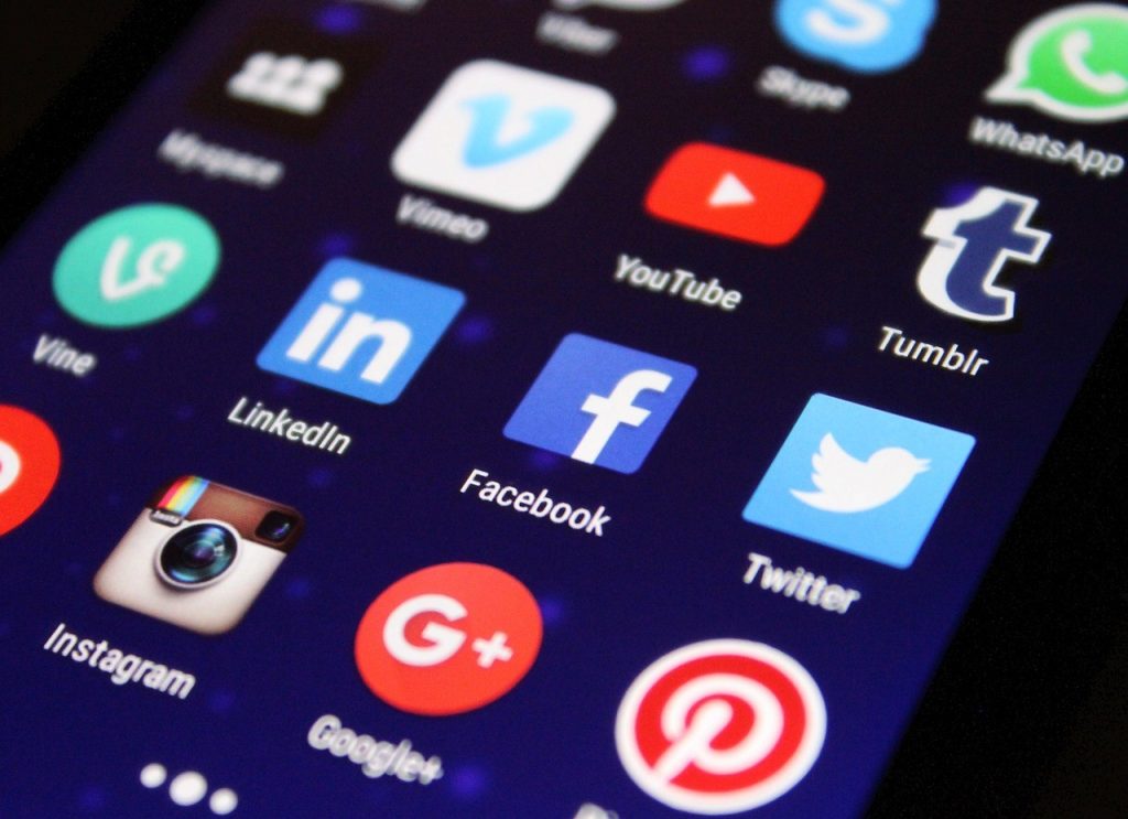 De beste apps voor een geweldig festivalseizoen