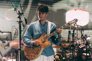 De speelse beet van Vampire Weekend is alles wat Primavera Sound 2024 nodig heeft
