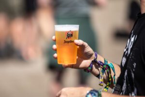⁠Je kunt vanaf nu lockers en biertrays preorderen voor Graspop 2025