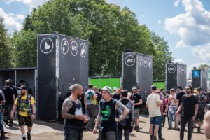 Download Festival onder vuur wegens transfoob toiletbeleid