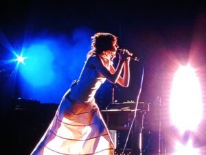 PJ Harvey zegeviert op de openingsdag van Rock Werchter 2024