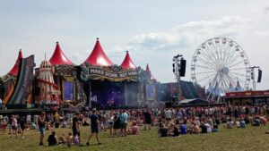 Hoe Zwarte Cross 2024 voor één minuut doodstil werd