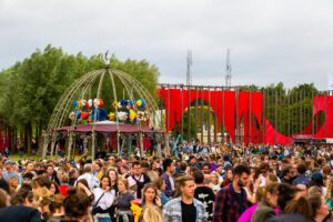 7 hoogtepunten van de vrijdag van Down The Rabbit Hole 2024