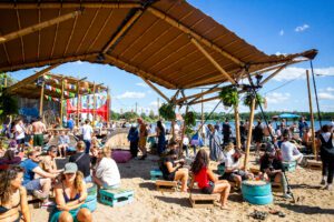 De 8 beste plekken om uit te brakken op Down The Rabbit Hole 2024