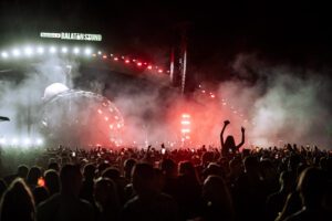 Mind Against geeft show van het weekend op Heineken Balaton Sound 2024