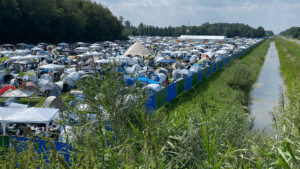 Lowlands 2025 creëert extra groepsplekken door grote vraag