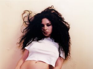 Charli xcx, Chappell Roan, Justice, Anyma en meer naar Sziget 2025