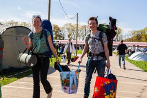 Festivalseizoen bijna afgelopen? Koop nú je kampeeruitrusting met korting bij elkaar