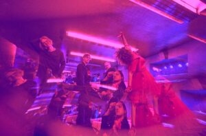 Arcade Fire lekt hun tour op eigen merchandise