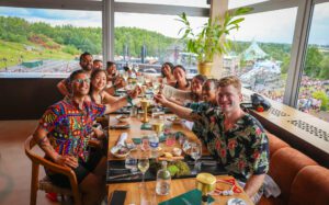 Dineren met uitzicht op de mainstage: dit is het meest exclusieve restaurant van Tomorrowland 2025