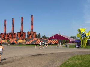 Donderdag pre-partydag: dit zijn de eerste beelden van Lowlands 2025