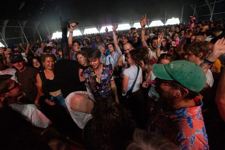 Directeuren Live Nation bespotten fans in chatberichten