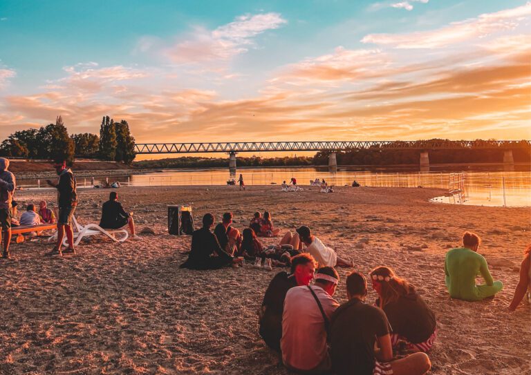 Bootdienst naar Sziget geannuleerd door lage waterstand Donau